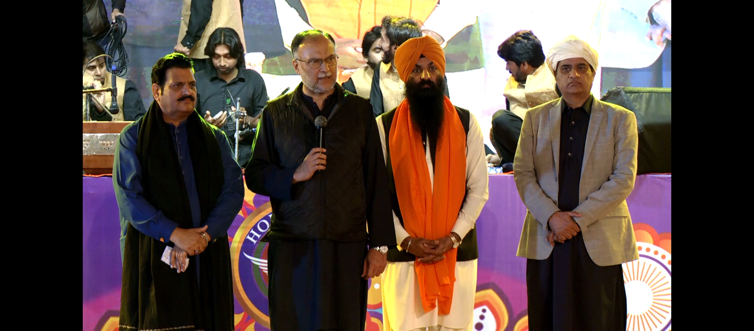 Des Punjab TV gallery photo 43